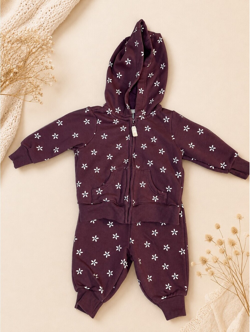Carter's Baby Girl Purple Set with flowers Size 3M